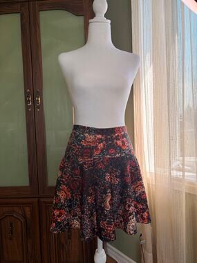 Abercrombie and Fitch Floral Print Flared Mini Skirt with Side Zip Size S